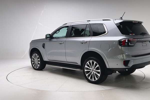 2024 Ford Everest Platinum 3.0L thumb-5