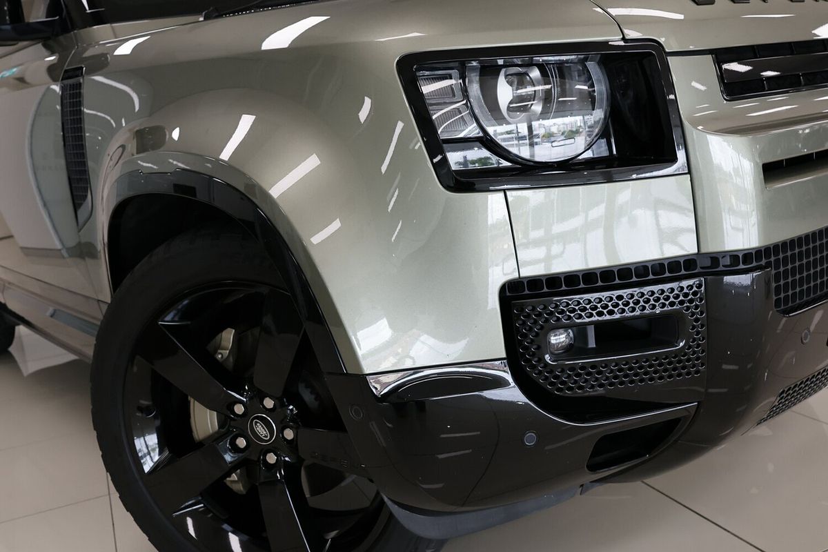 2022 Land Rover Defender 110 P400 X-Dynamic HSE L663