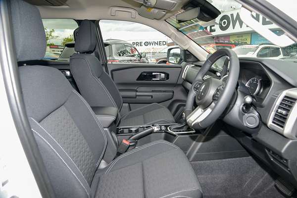 2025 Mitsubishi Triton GLS MV 4X4 thumb-9