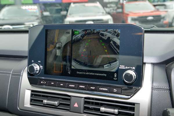 2025 Mitsubishi Triton GLS MV 4X4 thumb-12