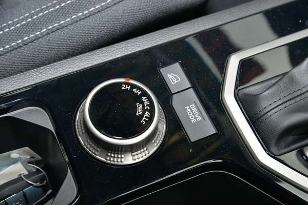 2025 Mitsubishi Triton GLS MV 4X4 thumb-13