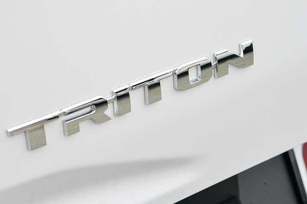 2025 Mitsubishi Triton GLS MV 4X4 thumb-19