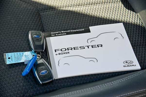 2021 Subaru Forester Hybrid L S5 thumb-21