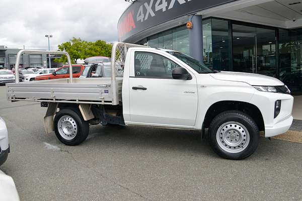 2022 Mitsubishi Triton GLX MR 4X4 thumb-4