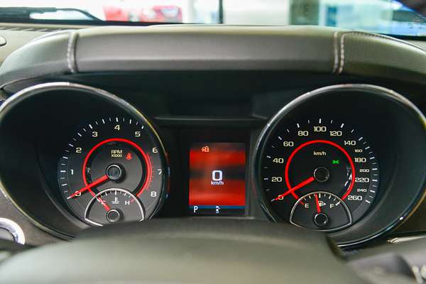2016 Holden Commodore SS V Redline VF Series II thumb-11