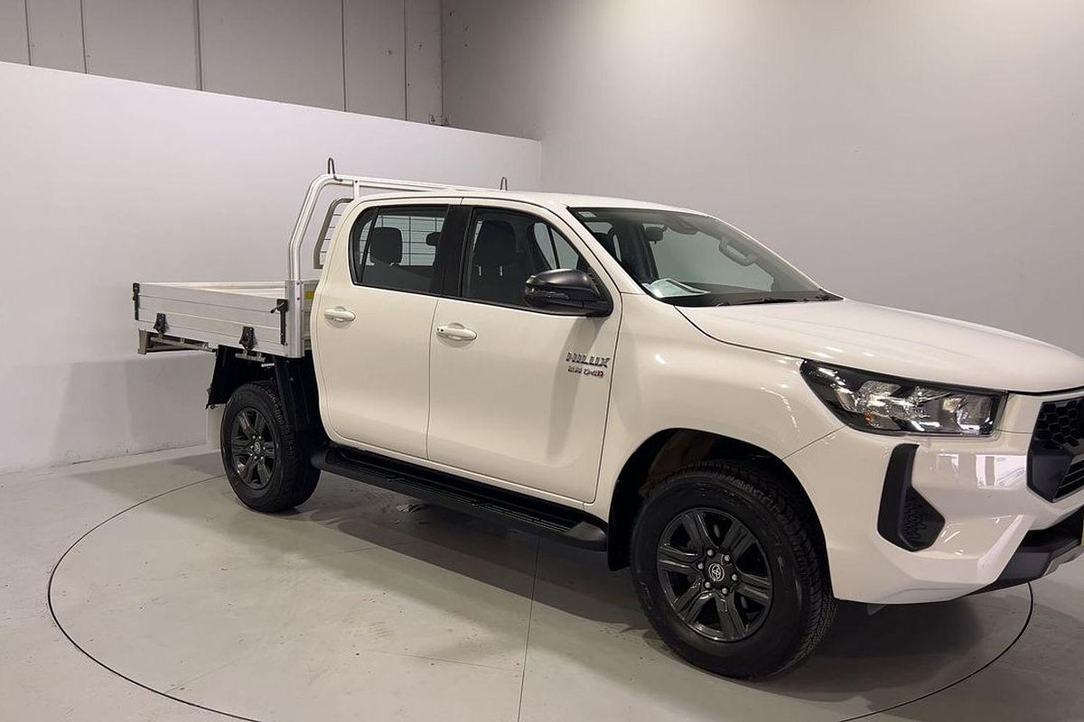 2024 Toyota Hilux SR GUN126R 4X4