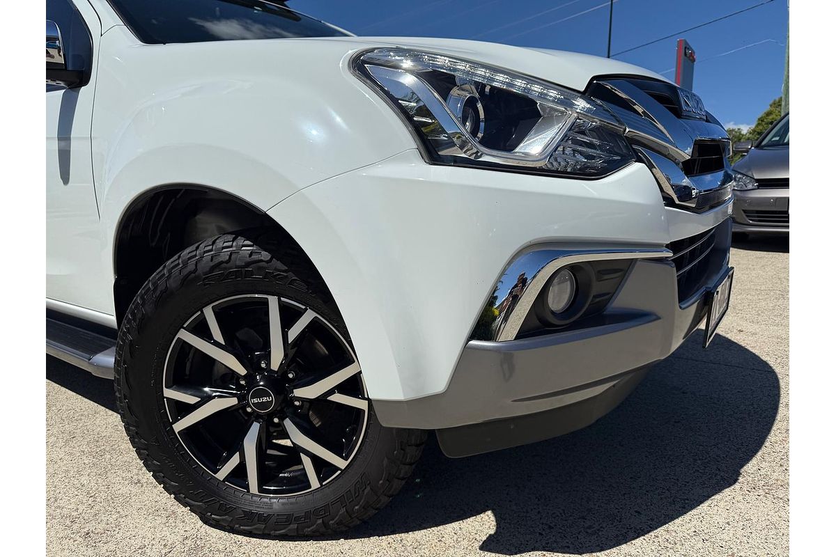 2021 Isuzu MU-X LS-T