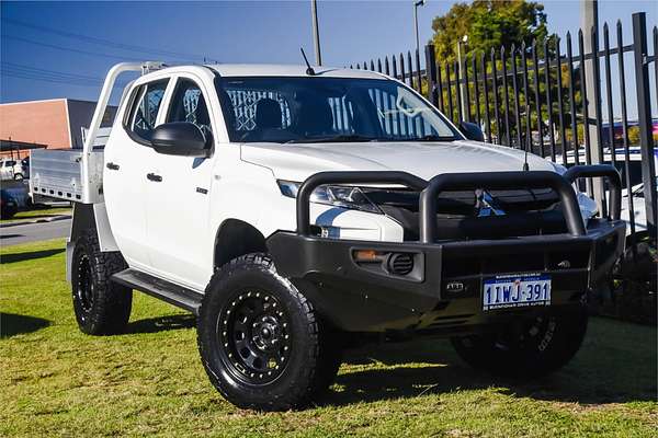 2020 Mitsubishi Triton GLX ADAS MR 4X4