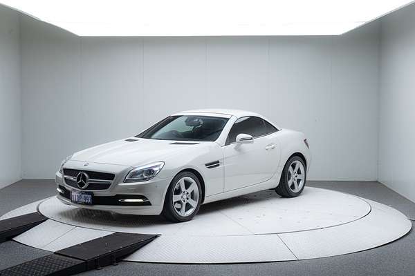 2012 Mercedes-Benz SLK-Class SLK200 BlueEFFICIENCY R172