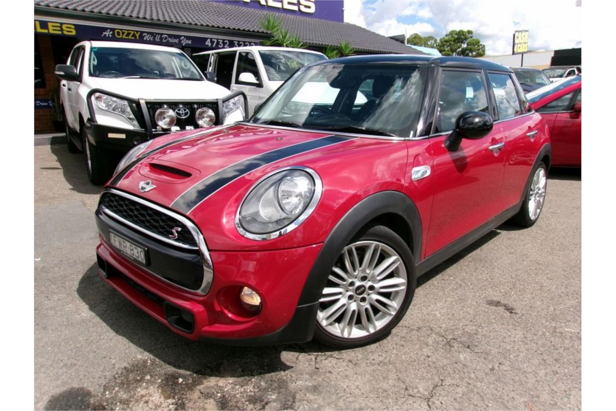 2015 MINI Cooper S F55