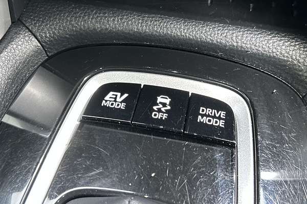 2024 Toyota Corolla Cross GX MXGH10R thumb-15