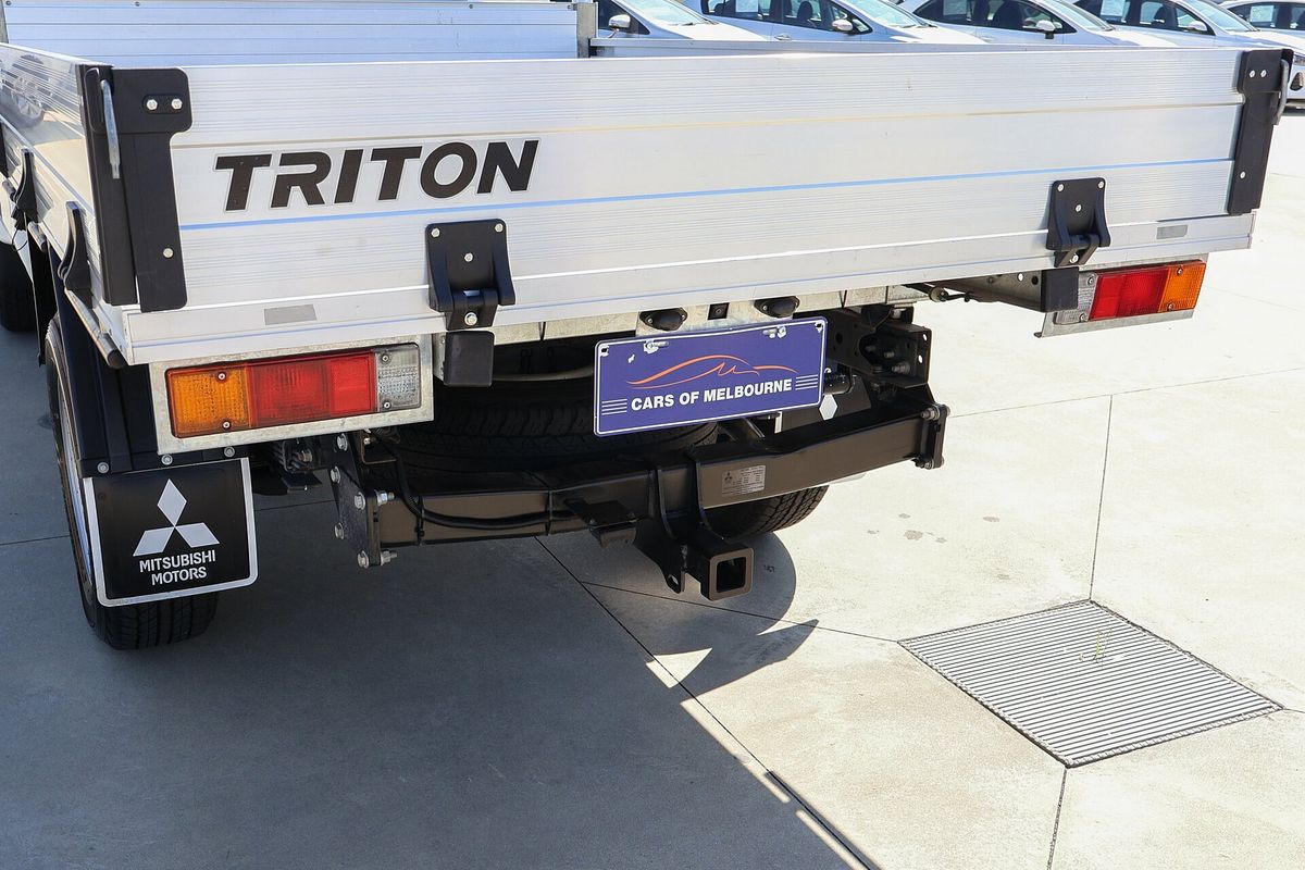 2021 Mitsubishi Triton GLX MR 4X4