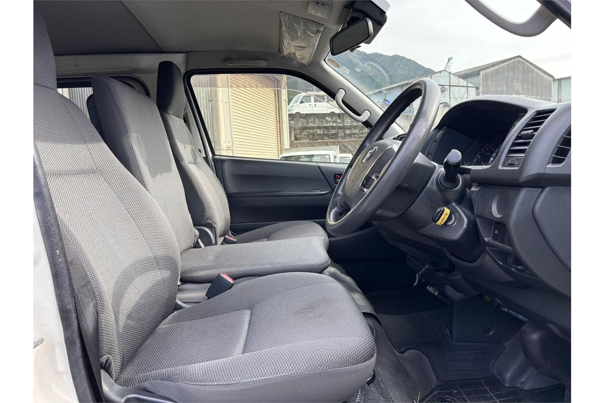 2019 Toyota Hiace 4WD
