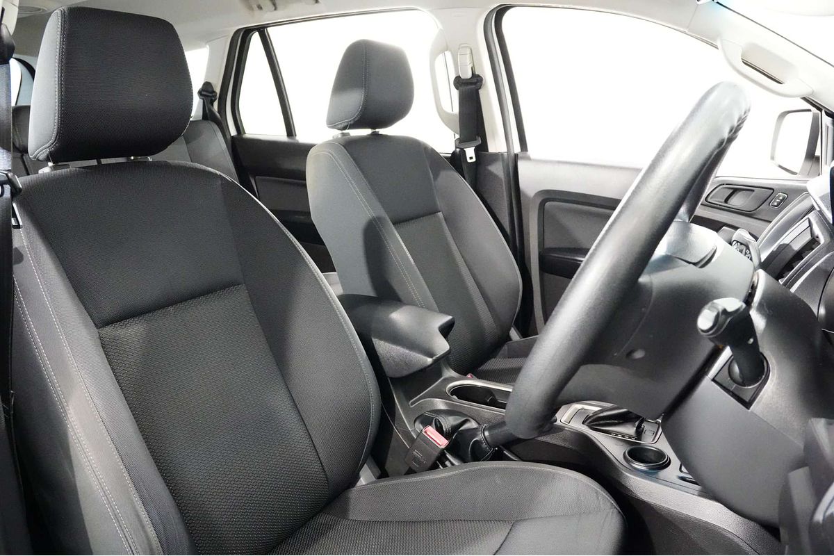 2022 Ford Everest Ambiente UA II 3.2L