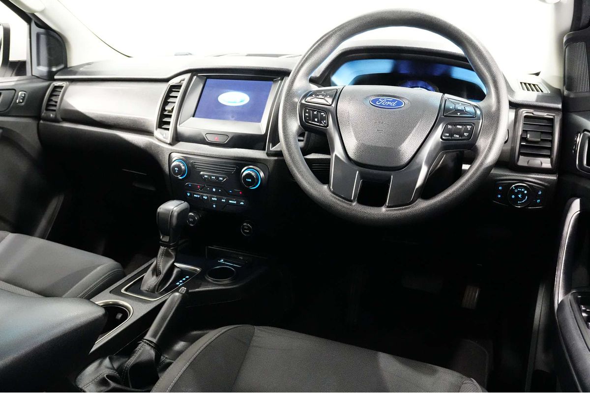 2022 Ford Everest Ambiente UA II 3.2L