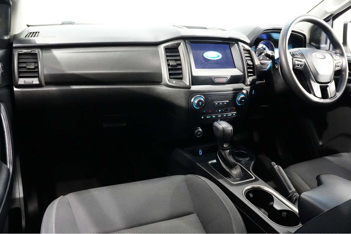 2022 Ford Everest Ambiente UA II 3.2L