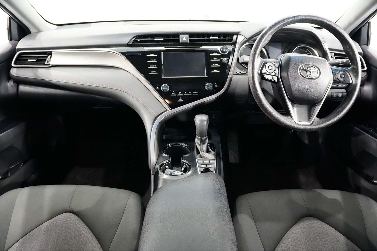 2020 Toyota Camry Ascent AXVH70R