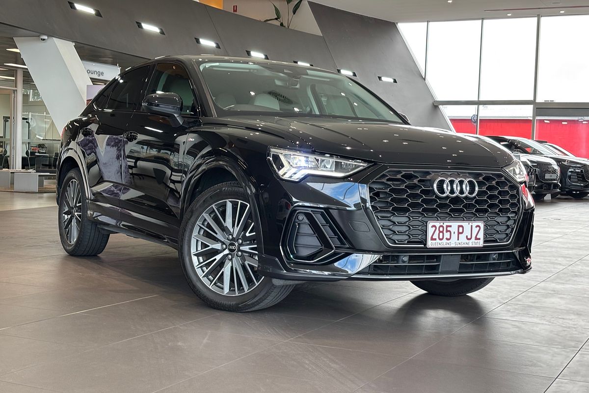2021 Audi Q3 35 TFSI S line F3