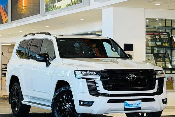 2022 Toyota Landcruiser Sahara ZX FJA300R