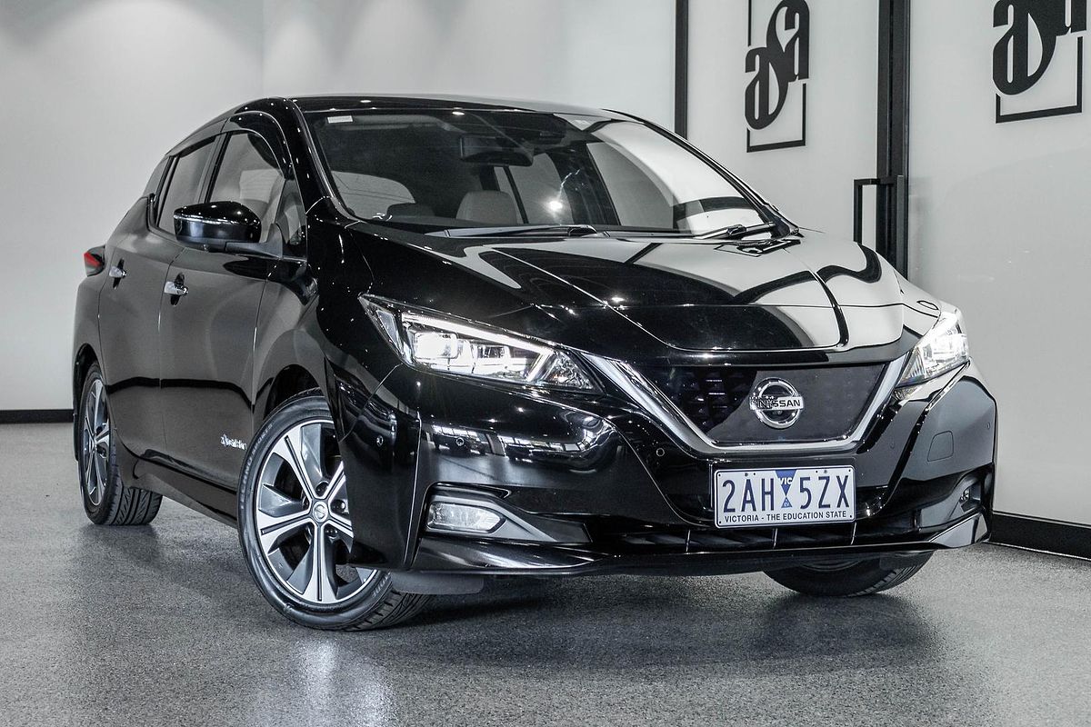 2019 Nissan LEAF ZE1