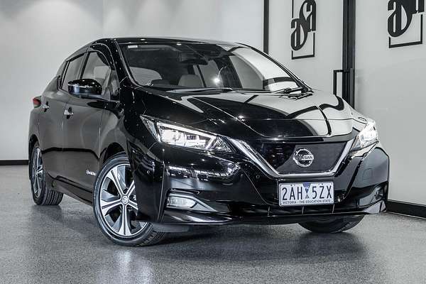 2019 Nissan LEAF ZE1