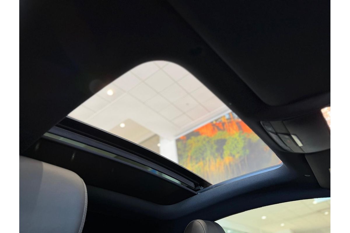 2019 Mercedes-Benz E-Class E300 C238