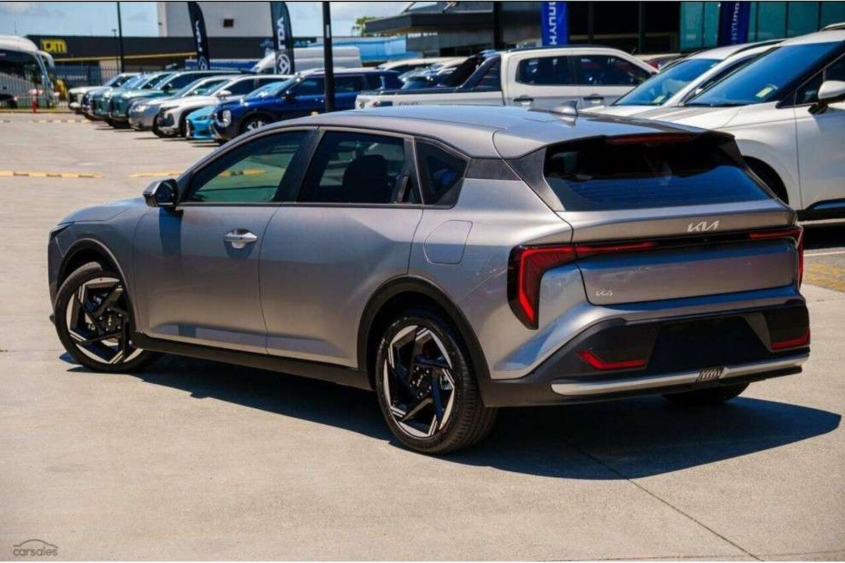 2025 Kia K4 Sport+ CL4m