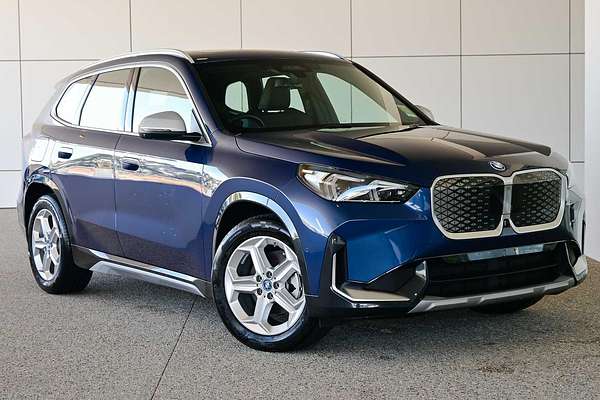 2025 BMW iX1 eDrive20 xLine U11