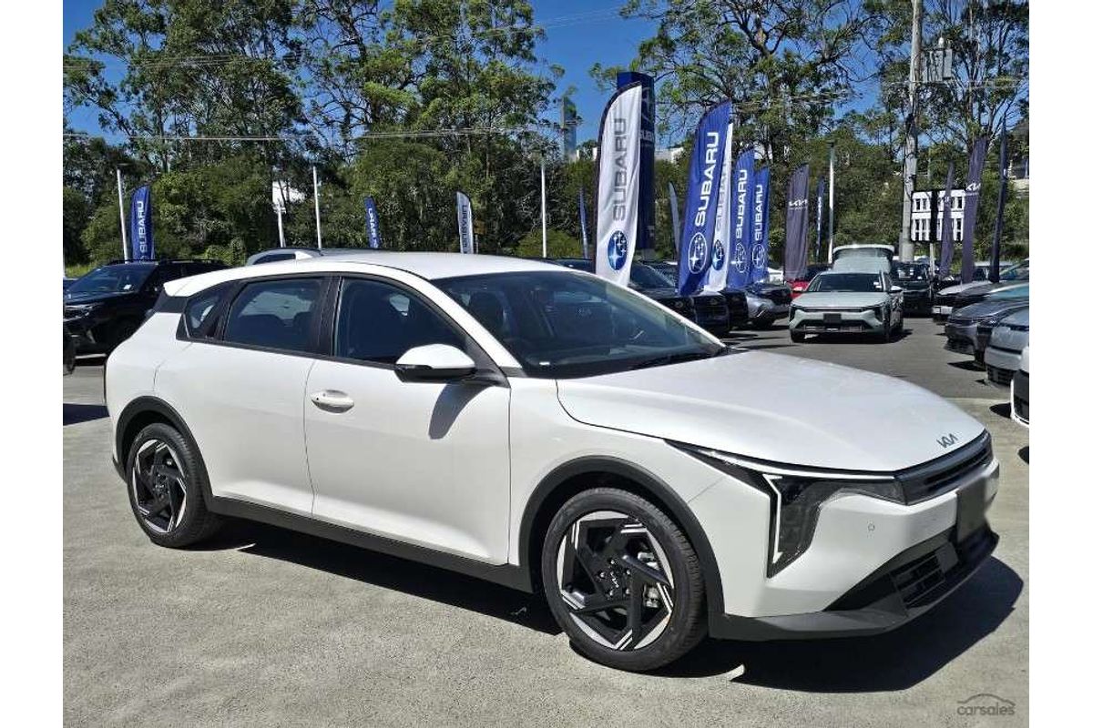 2025 Kia K4 Sport CL4m