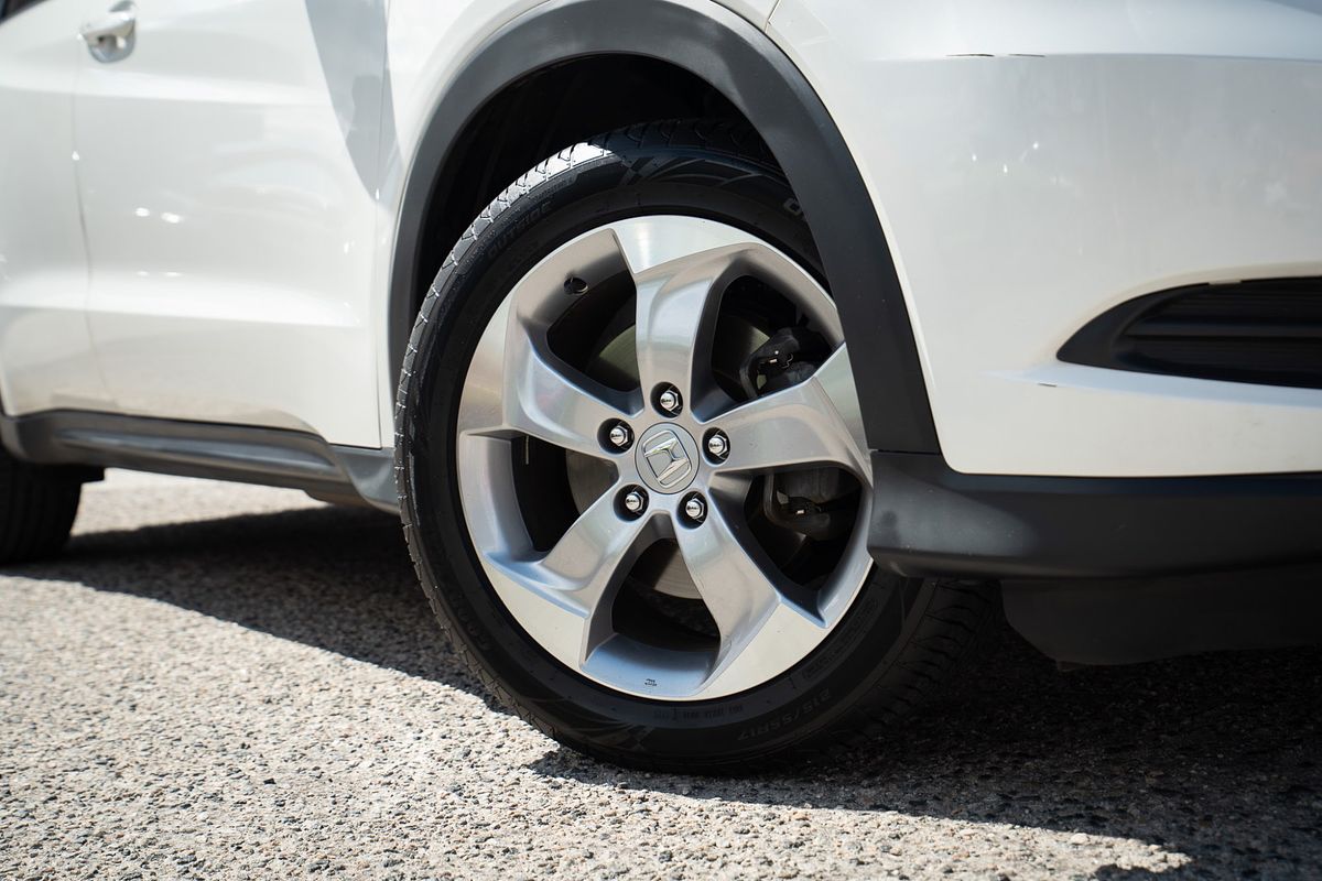 2017 Honda HR-V VTi-S