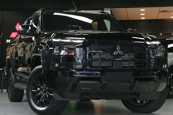 2025 Mitsubishi Triton GSR MV 4X4
