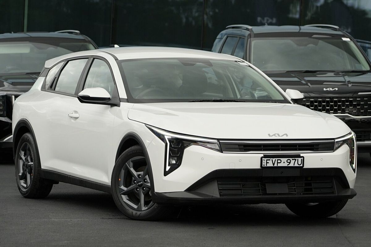 2025 Kia K4 S CL4m