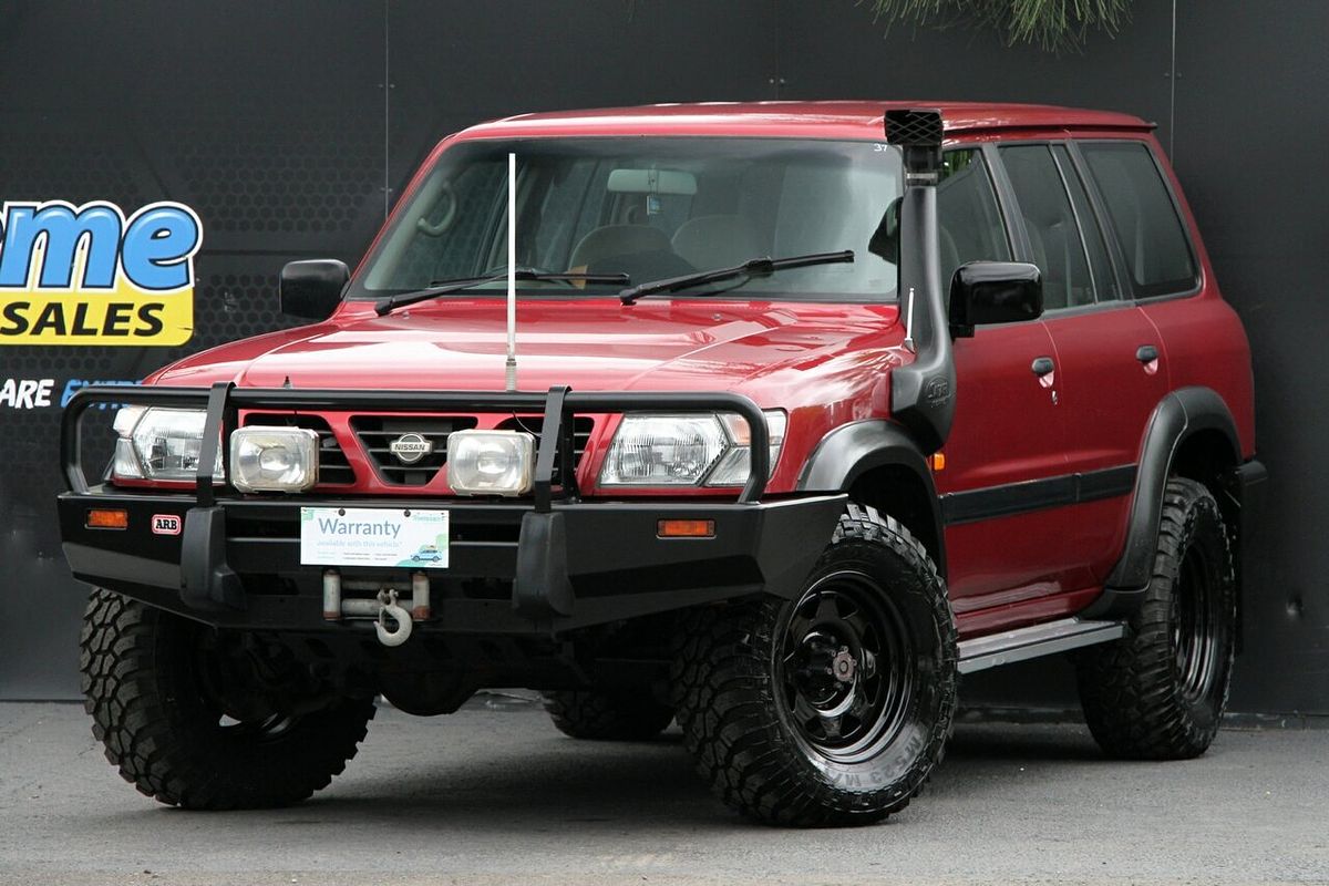 2000 Nissan Patrol ST GU II