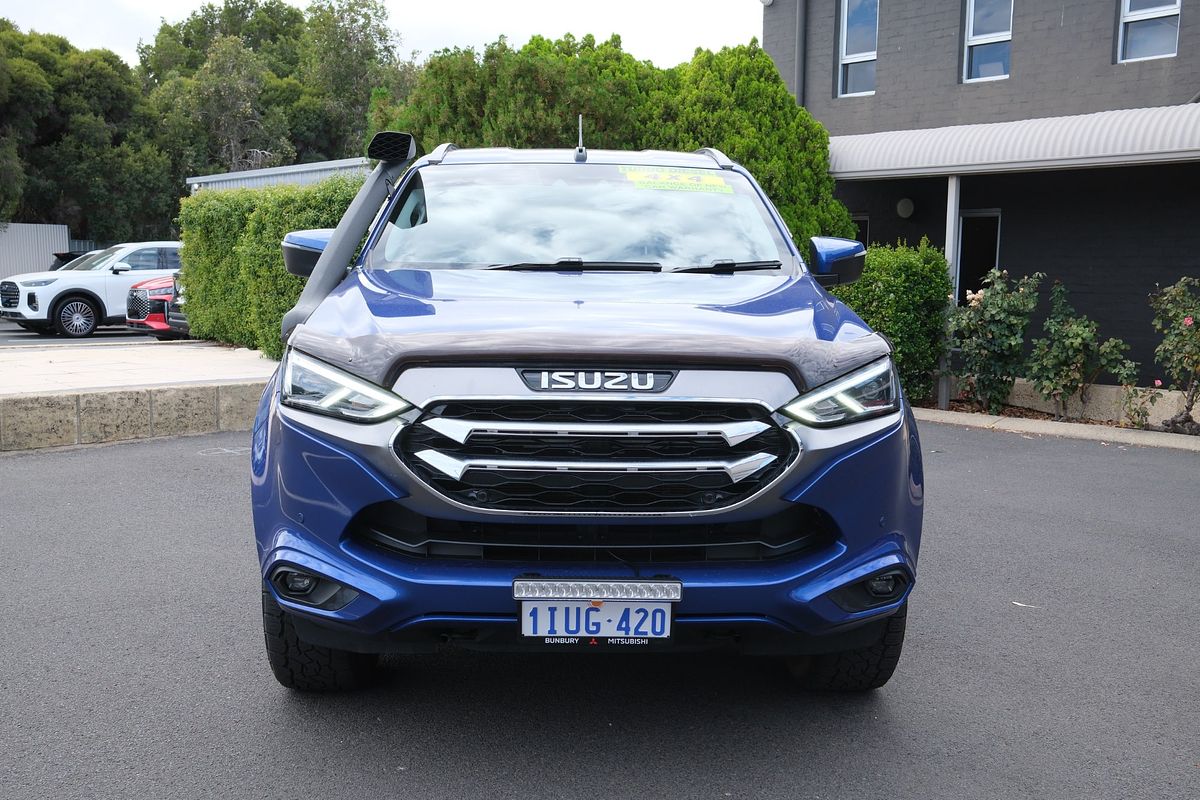 2022 Isuzu MU-X LS-T