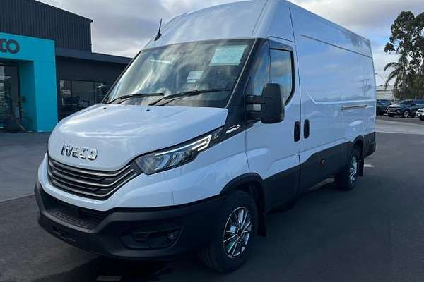 2025 Iveco Daily 35S18