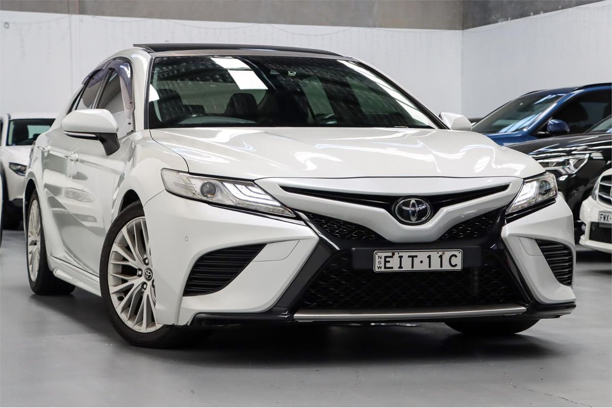 2018 Toyota Camry SL GSV70R