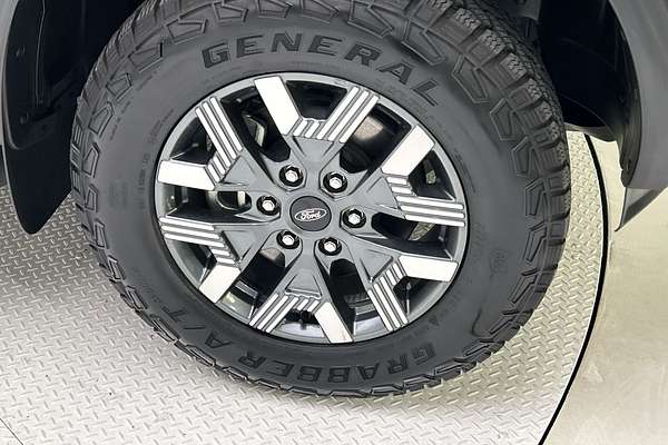 2025 Ford Ranger PHEV Wildtrak 4X4 2.3L thumb-9