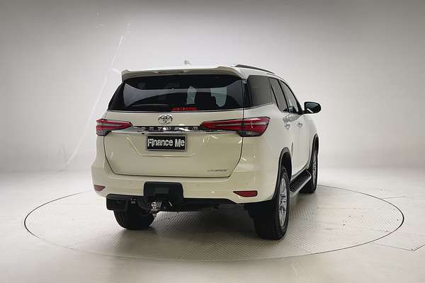 2022 Toyota Fortuner Crusade GUN156R thumb-1