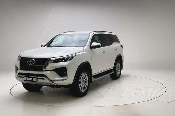 2022 Toyota Fortuner Crusade GUN156R thumb-5