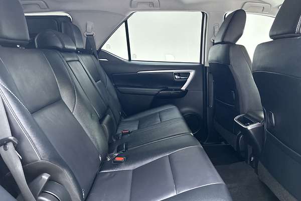 2022 Toyota Fortuner Crusade GUN156R thumb-11