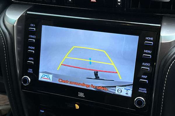 2022 Toyota Fortuner Crusade GUN156R thumb-15