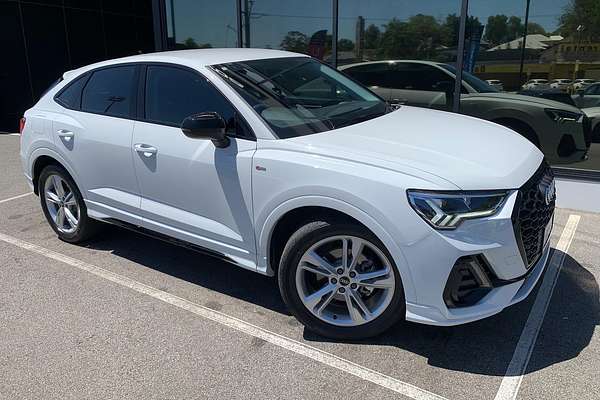 2022 Audi Q3 35 TFSI S line F3