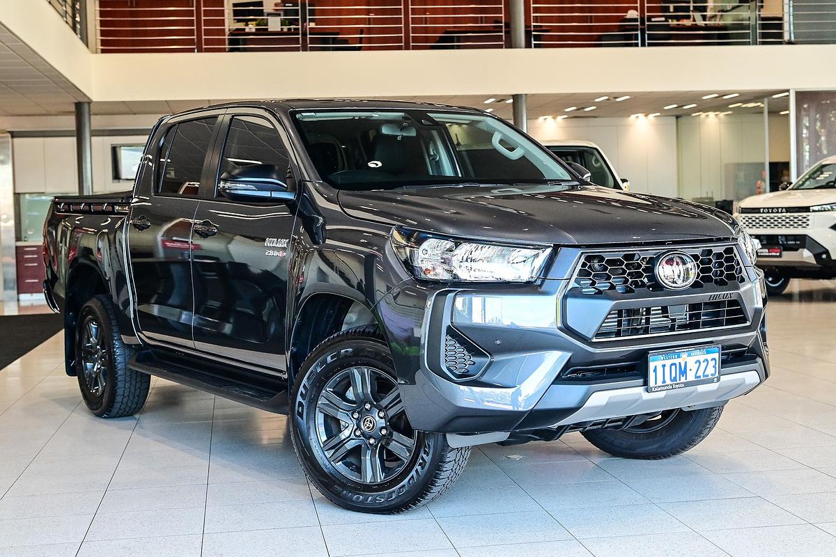 2025 Toyota Hilux SR GUN126R 4X4