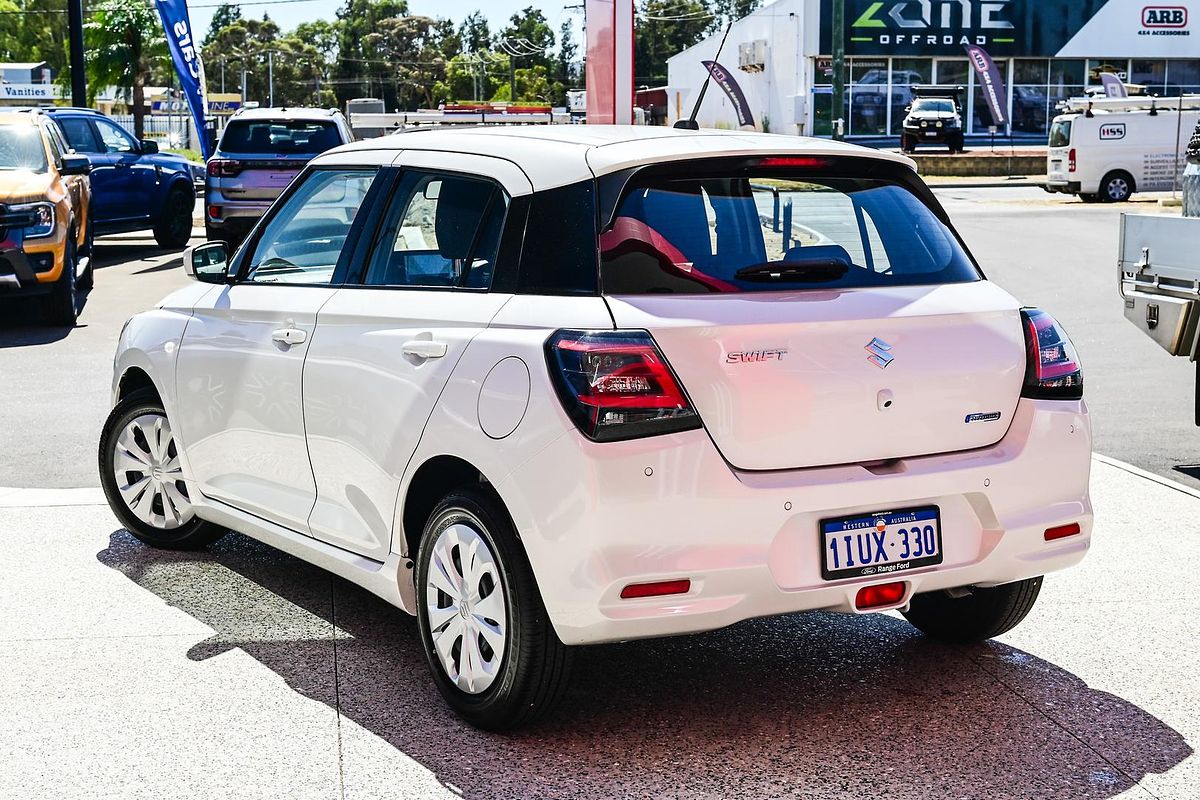2025 Suzuki Swift Hybrid UZ