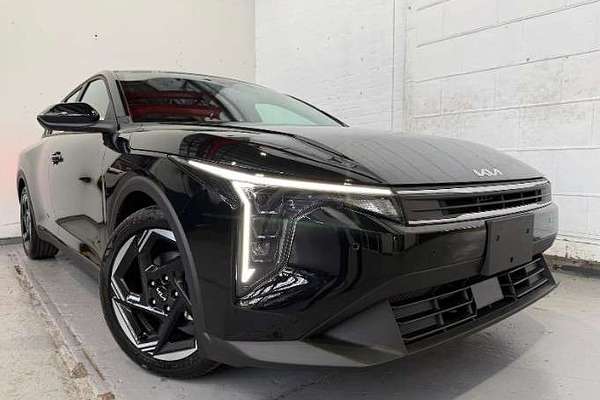 2025 Kia K4 Sport+ CL4m