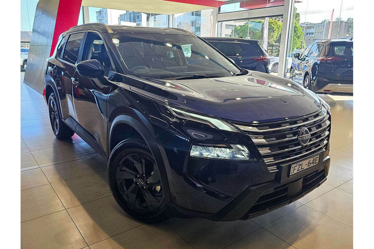 2025 Nissan X-TRAIL ST-L T33