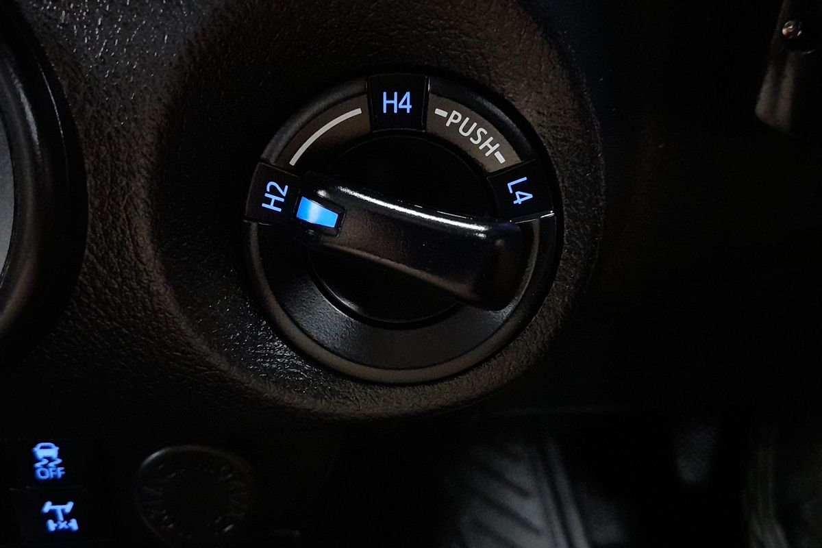 2021 Toyota Hilux SR GUN126R 4X4