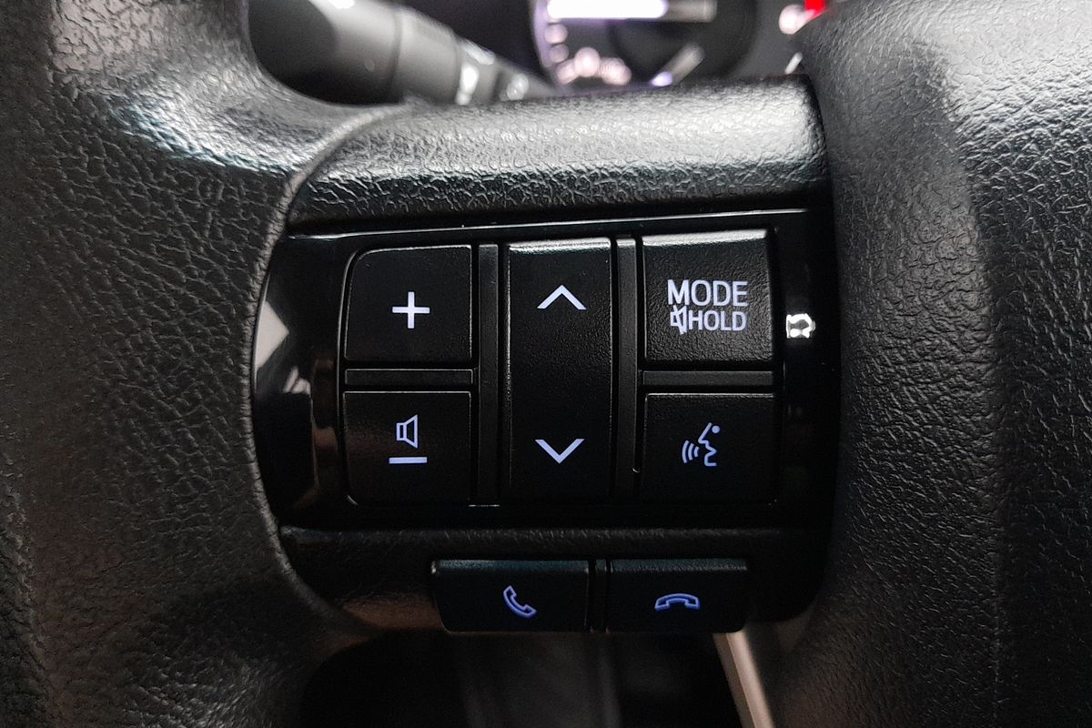 2021 Toyota Hilux SR GUN126R 4X4