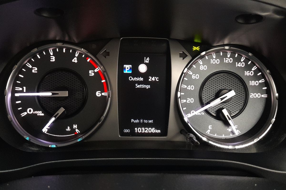 2021 Toyota Hilux SR GUN126R 4X4