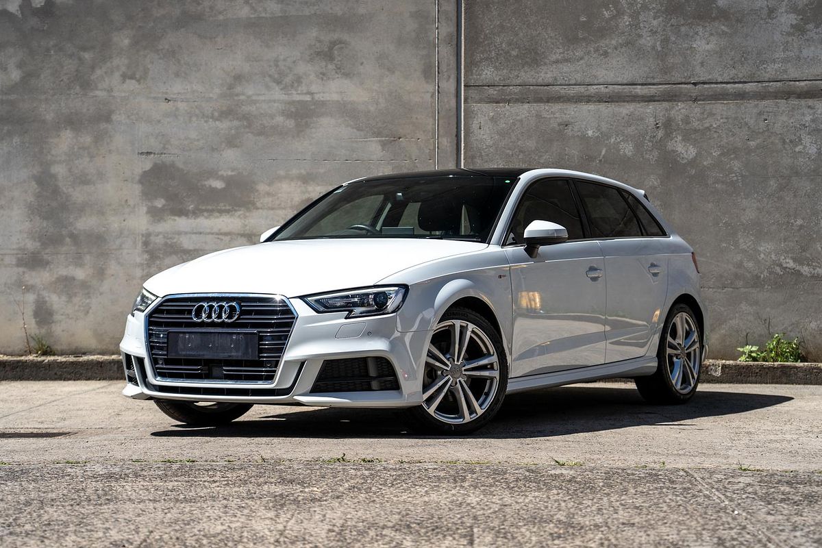 2020 Audi A3 35 TFSI S line plus 8V